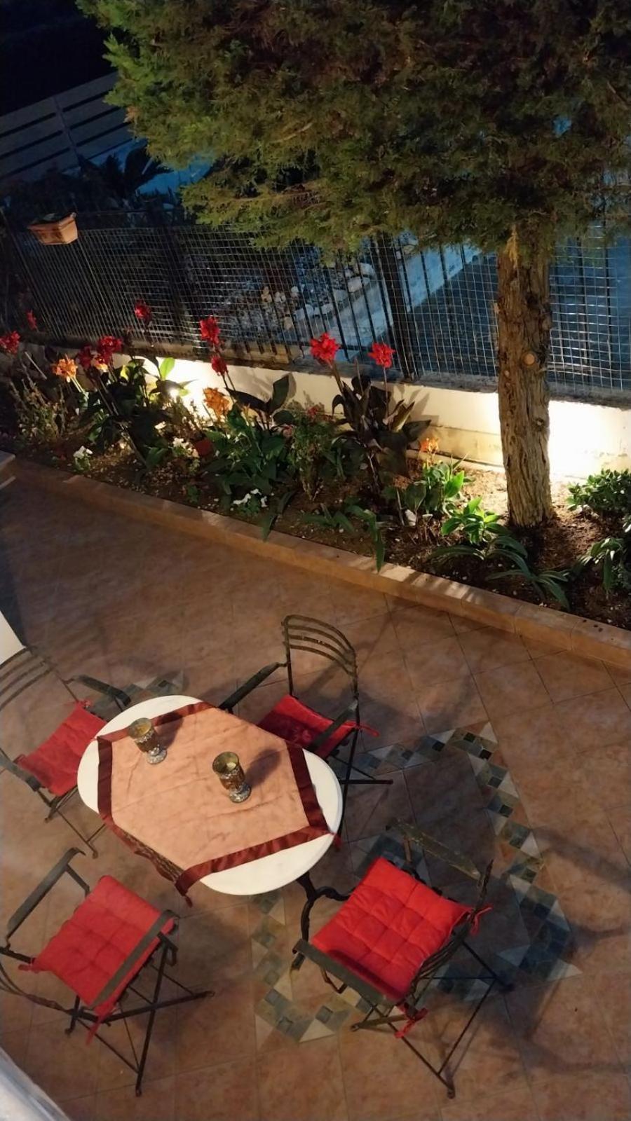 Ariadnis Apartment *